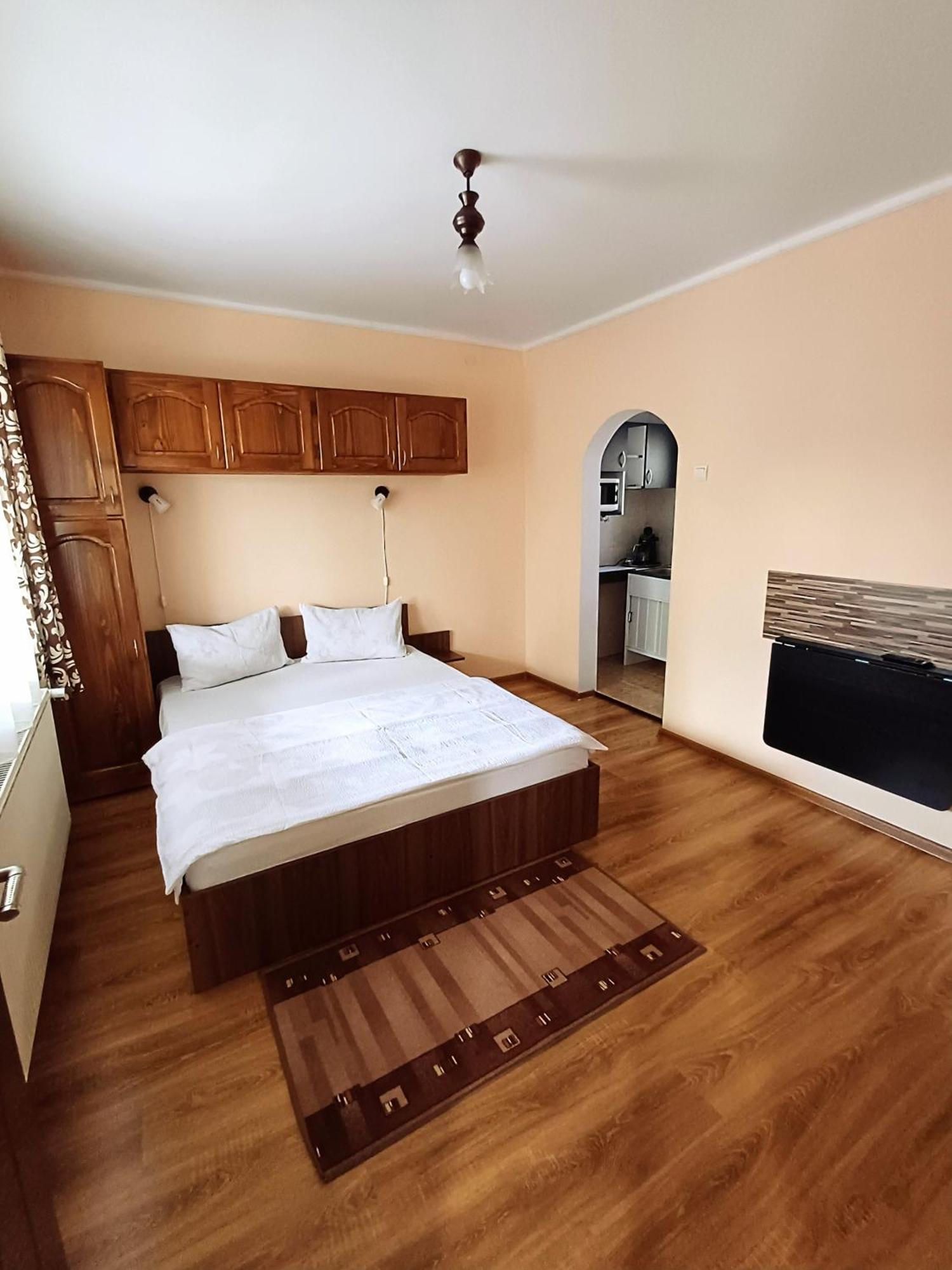 Casa Sallai Apartment Совата Екстериор снимка