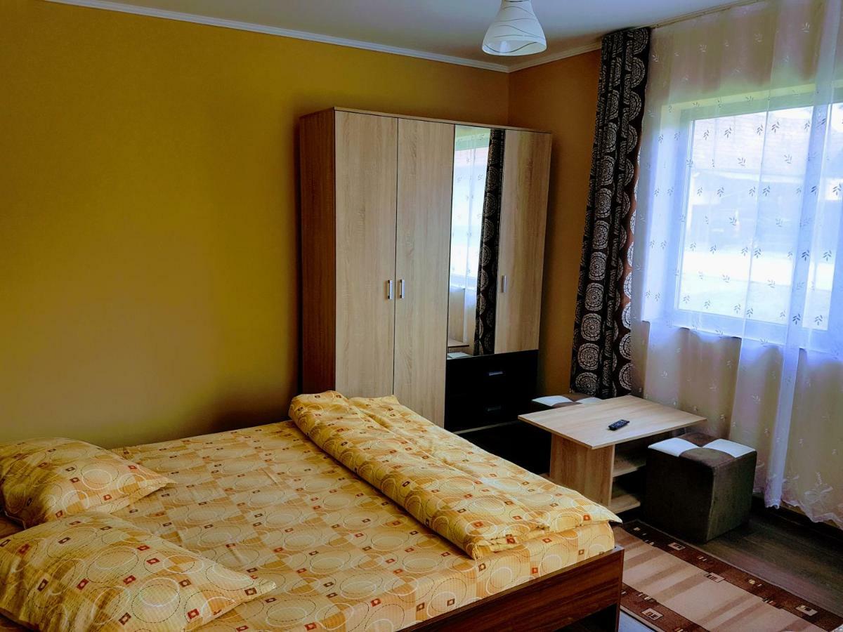 Casa Sallai Apartment Совата Екстериор снимка